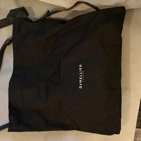 DeMellier | The Vancouver in Black Smooth (Crossbody Bag) - Picture 8 of 8